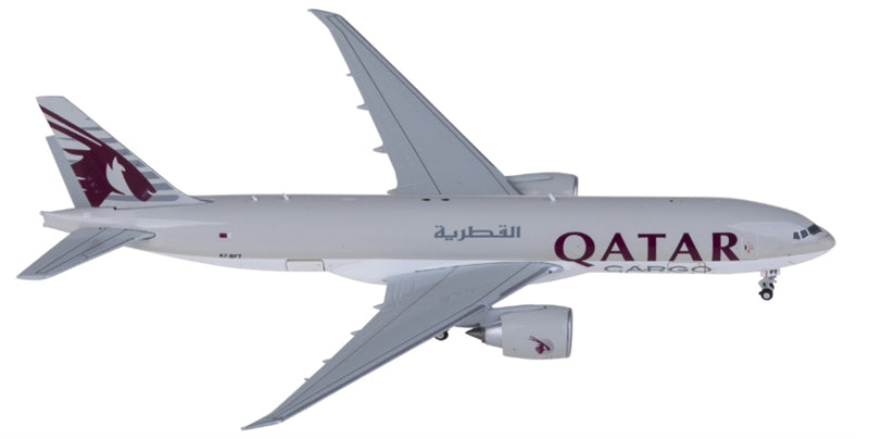 Geminijets Qatar Boeing 777-200LRF A7-BFT 1:400 Diecast Model view 4