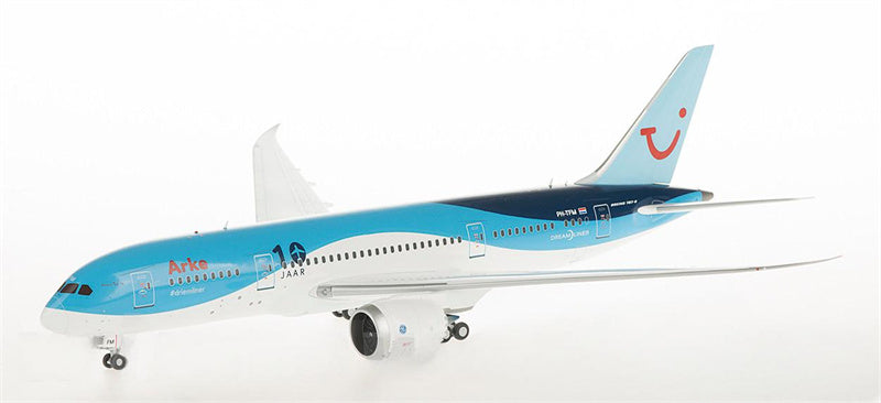 JC Wings Arke Boeing 787-8 PH-TFM 1:200 Diecast Model view 4