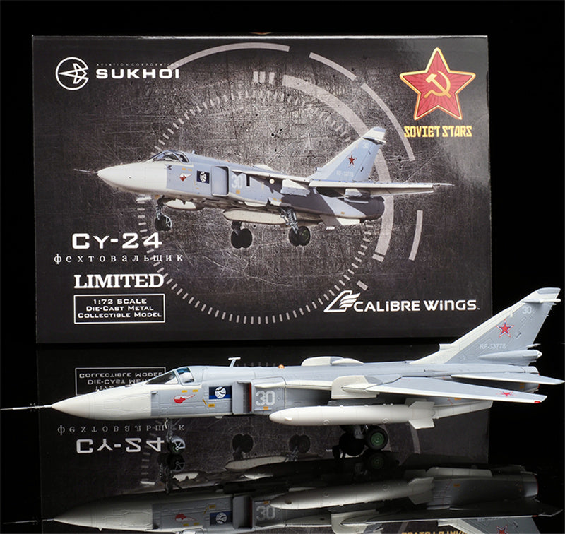 CALIBRE WINGS SU-24MR Russian Navy 30 White 1:72 Aircraft Pre-built Model