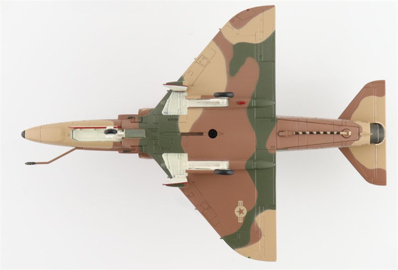 HOBBY MASTER A4E Skyhawk Aggressor 151095 US Navy 1985/86 1:72 Aircraft Pre-built Model