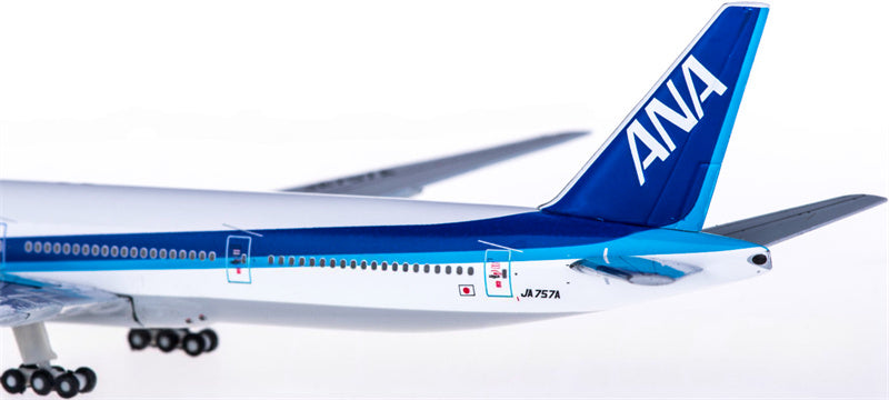 Hogan 1:500 ANA Boeing 777 JA757A Diecast Abs Diecast Model view 2