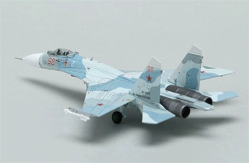SQ Wings Baltic Fleet Naval Aviation Su-27P RF-33753 1:200 Model 2022   Red 98