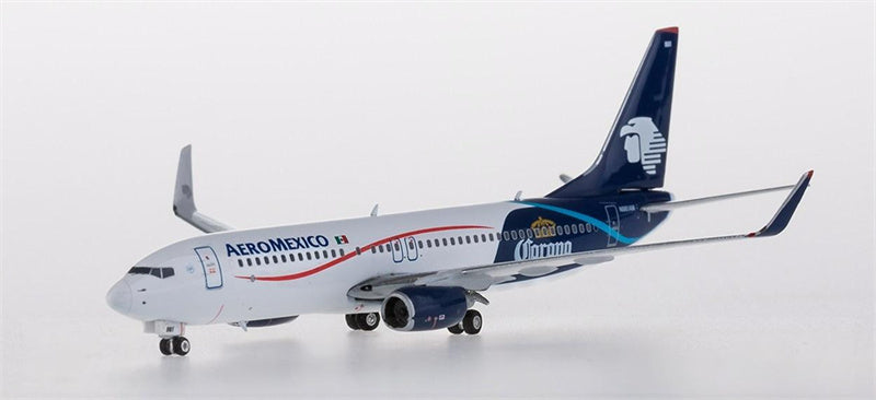 Phoenix Aeromexico Boeing 737-800 N861AM corona 1:400 Diecast Model view 3