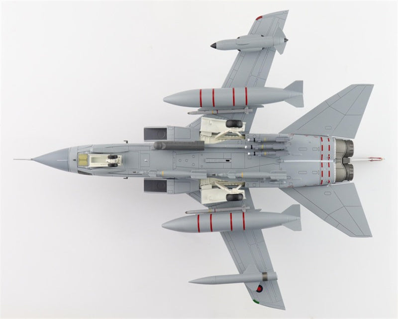 HOBBY MASTER Tornado GR.4 ZA600 41 (R ) Test and Evaluation Sqn. RAF Coningsby 2011 1:72 Aircraft Pre-built Model