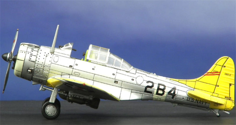 HOBBY MASTER USN SBD-2 VB-2 1:72 Model 2B4