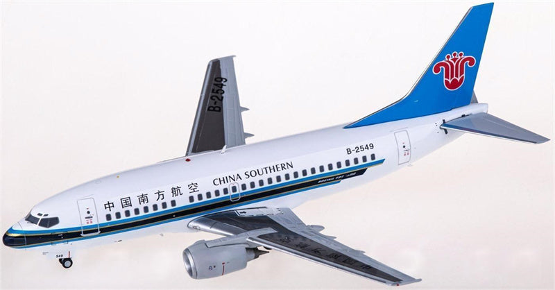 JC Wings China Southern Boeing 737-500 B-2549 1:200 Diecast Model view 4