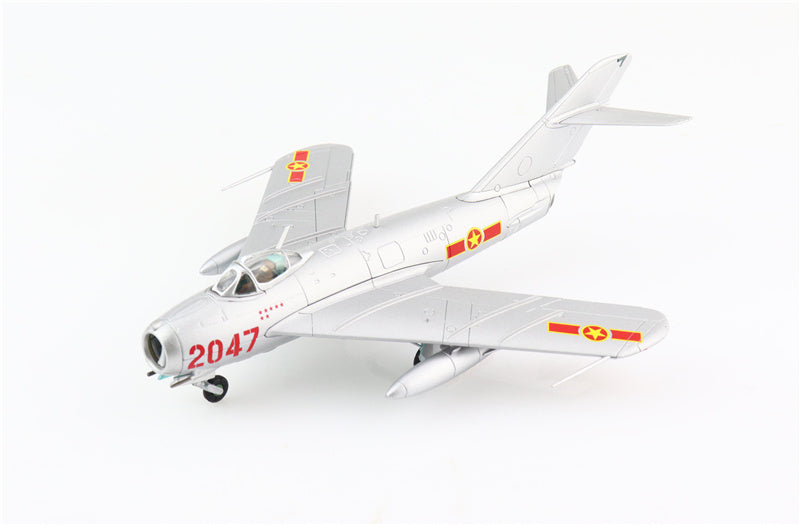 HOBBY MASTER MIG-17 Fresco C 2047, flown by Nguyen Van Bay, 923rd Fighter Rgt. 1972 1/72 Aircraft Pre-built Model