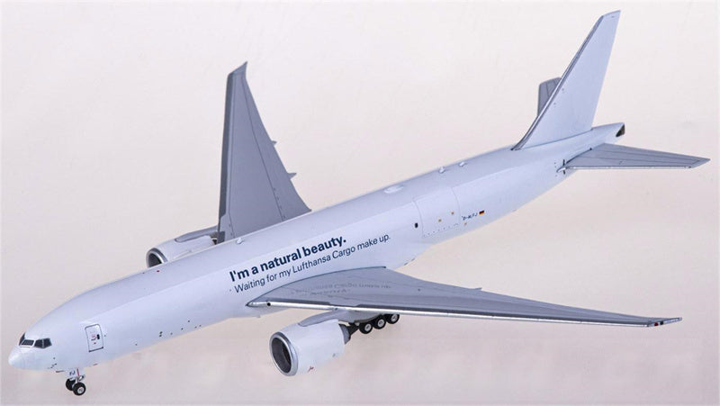Phoenix Lufthansa Cargo Boeing 777-200F D-ALFJ White 1:400 Airplan Diecast Model view 3