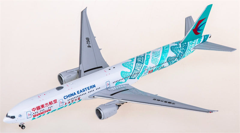 Phoenix 1:400 China Eastern Boeing 777-300ER B-7349 A Diecast Model view 1