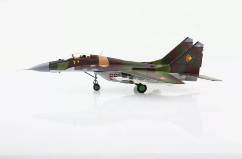 HOBBY MASTER East German Air Force MiG-29A LSK-NVA 1:72 Model 1990   Red 661