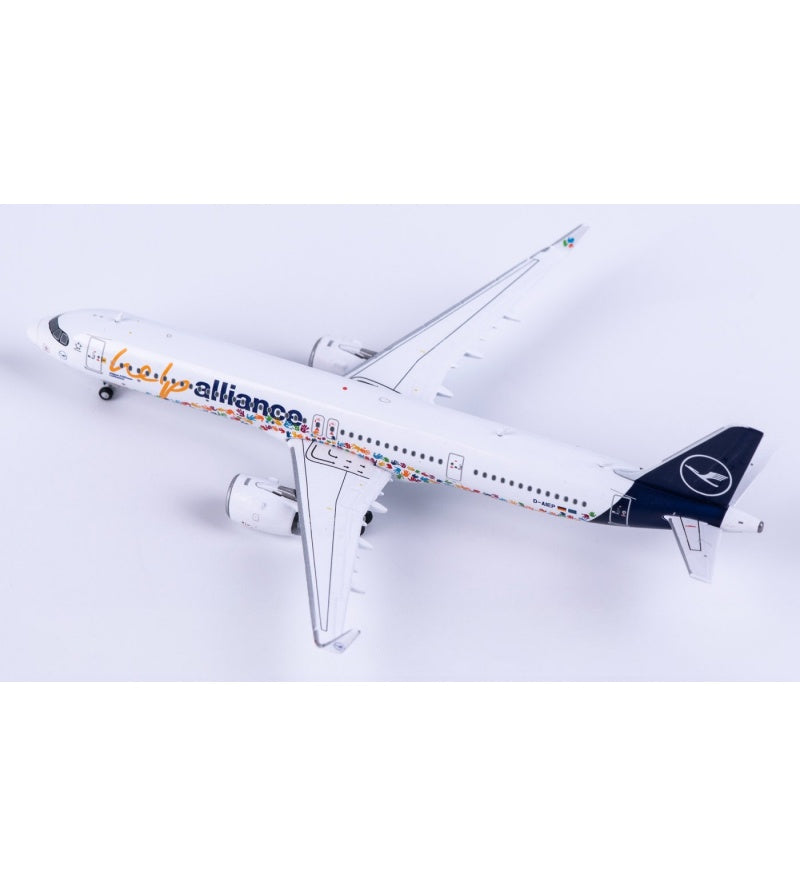 JC Wings 1:400 Lufthansa Airbus A321neo D-AIEP  DIECAST Model