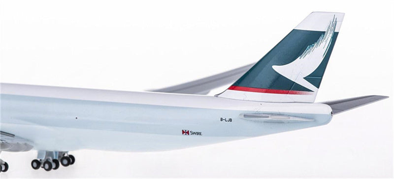 Hogan Cathay Pacific Cargo Boeing 747-8F B-LJB 1:400 Diecast Model view 4