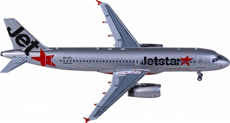 NG Models Jetstar Airbus A320 VH-VFJ 1:400 Diecast Model view 3