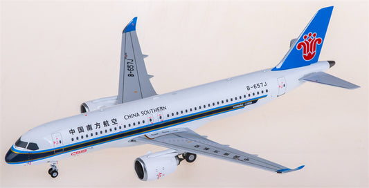 FLOZ China Southern Airlines Comac C919 B-657J 1:200 Diecast Model view 1