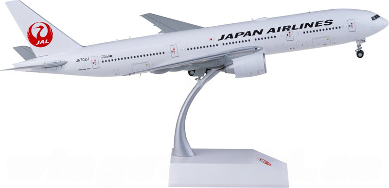 JC Wings Japan Airlines Boeing 777-200ER JA702J 1:200 Diecast Model view 2