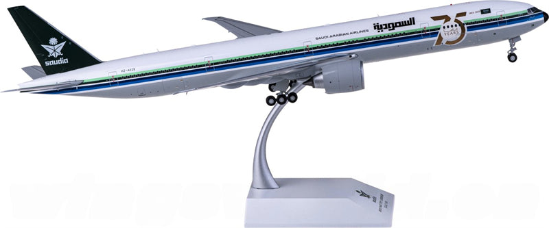 JC Wings Saudia Boeing 777-300ER HZ-AK28 1:200 Diecast Model view 2