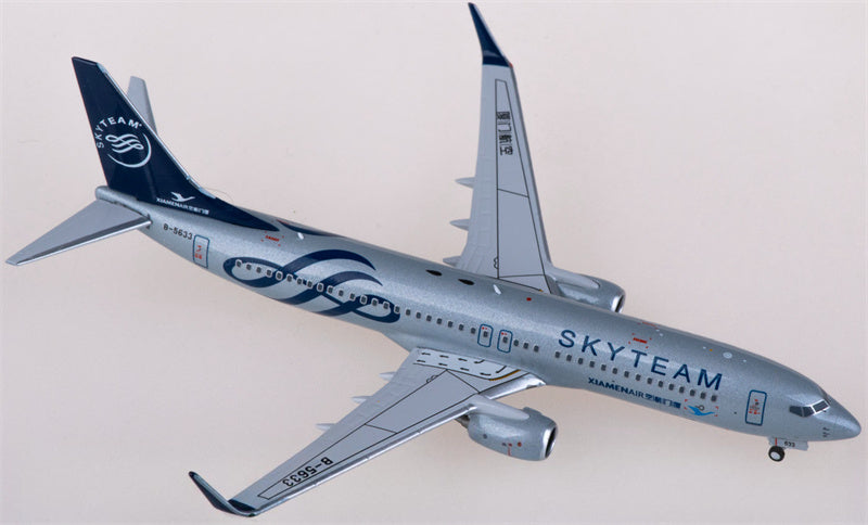 NG Models XiamenAir Boeing 737-800 B-5633 1:400 Diecast Model view 2