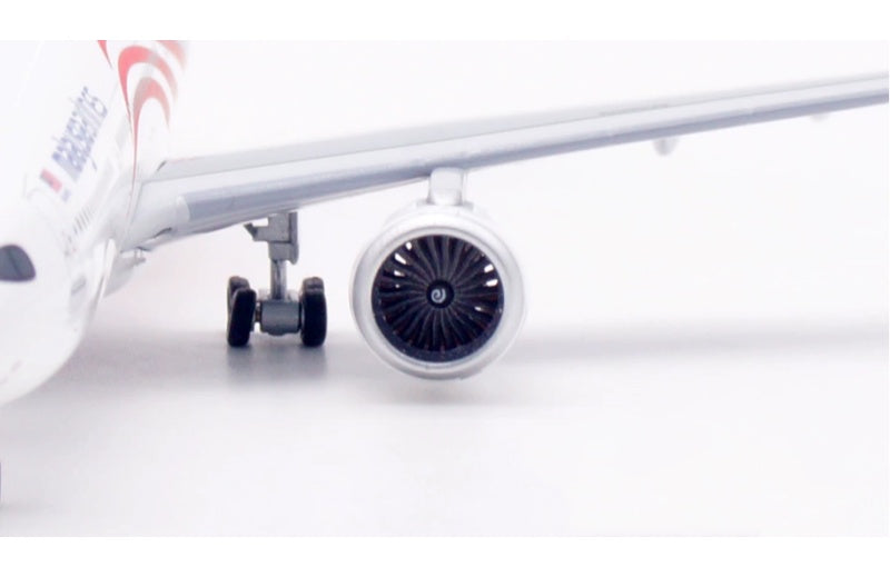 Aviation 1:400 Malaysia Airlines A330-900NEO 9M-MNH  DIECAST Model