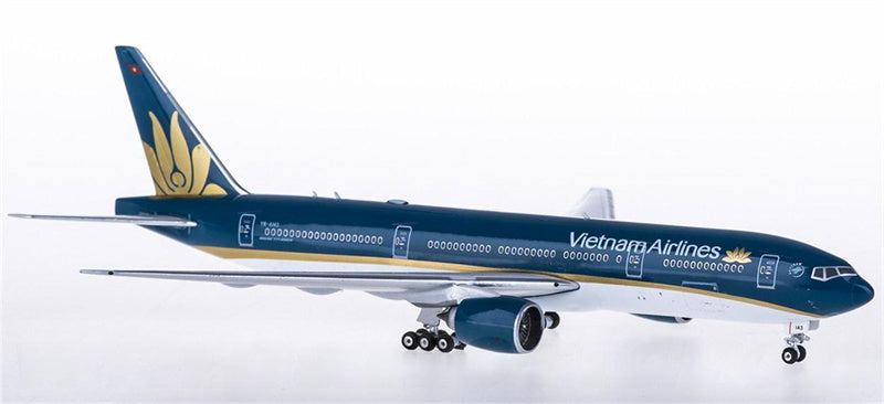 Phoenix Vietnam Airlines Boeing 777-200ER VH-A143 1:400 Diecast Model view 1