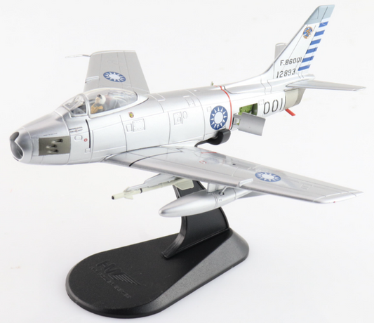HOBBYMASTER ROCAF F-86F 5th FG 1:72 Model  Taiwan exclusive item Gen. Wu-0 Chiao 001/51-2893