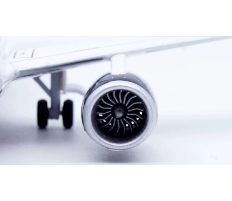 JC Wings 1:200 Air Canada A220-300 C-GUPG  DIECAST Model