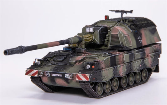 AM German PZH2000 self-propelled howitzer NATO tricolor 1:72 Tank Pre-built Model