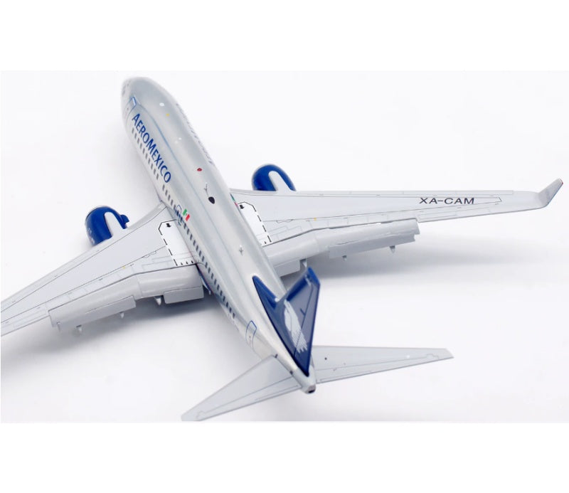 JC Wings 1:200 Aeromexico B737-700 XA-CAM Flaps down DIECAST Model
