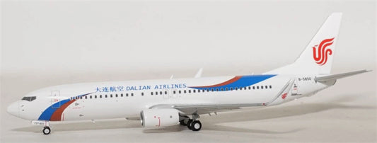 AeroPolaris 1:400 Dalian Airlines Boeing 737-800 B-5850 Diecast Model view 1