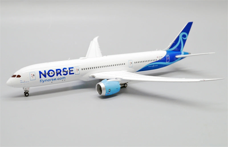 JC Wings Norse Atlantic Airways Boeing 787-9 Dreamliner LN-LNO Flaps Down 1:400 Diecast Model view 1