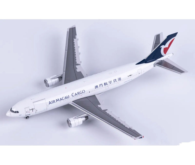 Yu ModeL 1:400 Air Macau Cargo Airbus A300-600 B-MBJ  DIECAST Model
