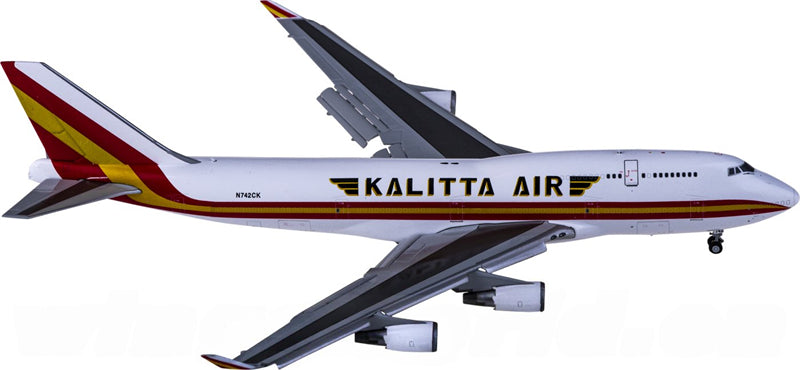 JC Wings Kalitta Air Boeing 747-400BCF N742CK Flaps Down 1:400 Diecast Model view 1