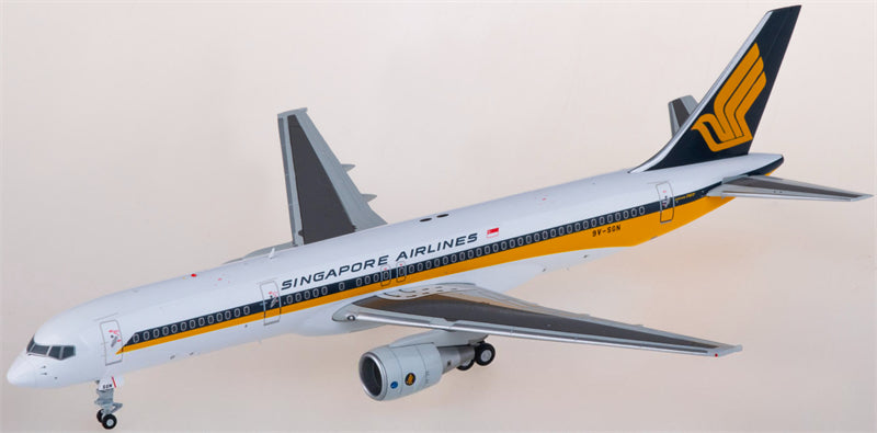 JC Wings Singapore Airlines for Boeing 757-200 9V-SGN 1:200 Airplane Pre-built Airliner Model Display