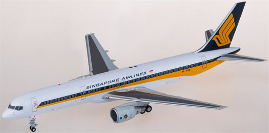 JC Wings Singapore Airlines Boeing 757-200 9V-SGN 1:200 Diecast Model view 1