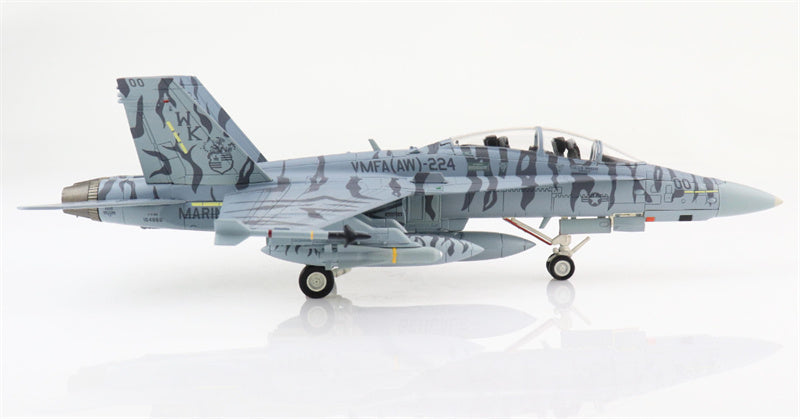 HOBBY MASTER F/A-18D ATARS 164886 VMFA(AW)-224 Bengals MCAS Iwakuni Japan 2009 1:72 Aircraft Pre-built Model