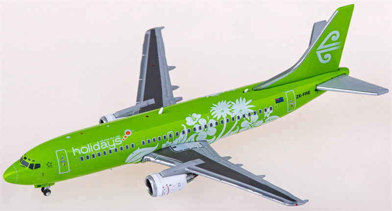 JC Wings Air New Zealand Boeing 737-300 ZK-FRE 1:400 Diecast Model view 1