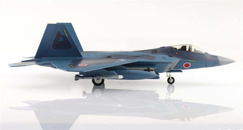 HOBBY MASTER Lockheed F-22 Raptor Sea Camouflage 37-8322 3rd Sq Japan JASDF (pseudo scheme) (with 8 x AAM-3 under the wings) 1:72 Aircraft Pre-built Model