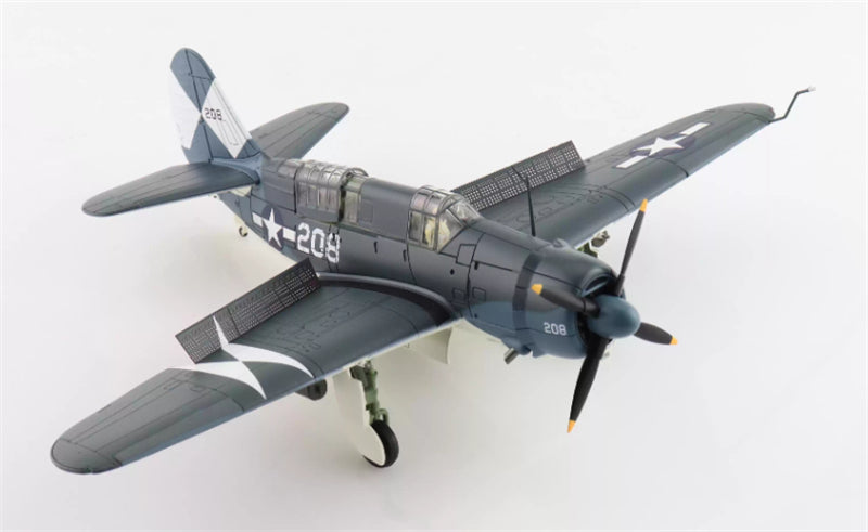 HOBBY MASTER USS Essex SB2C-4 VB-83 1:72 Model 1945 Limited Edition Helldiver White 208