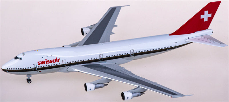 Phoenix Swissair Boeing 747-200 HB-IGA 1:400 Diecast Model view 4