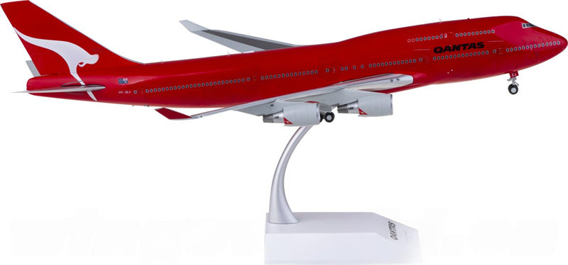 JC Wings Qantas Boeing 747-400 VH-OEJ 1:200 Diecast Model view 3