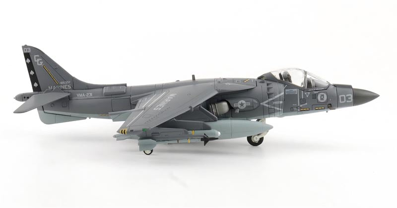HOBBY MASTER USMC AV-8B II Plus VMA-231 1:72 Model 2017 Operation Inherent Resolve 165357