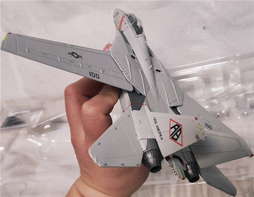 CALIBRE WINGS F-14A VF-102 DIAMONBACKS BUNO 159466 USS AMERICA 1:72 Aircraft Pre-built Model