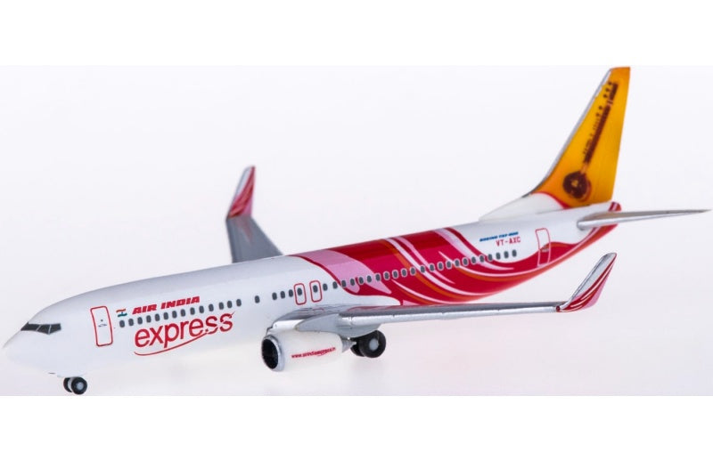 Hogan Air India Express Boeing 737-800 VT-AXG Limited Edition 1:500 Aircraft Pre-built  Airliner Model Display