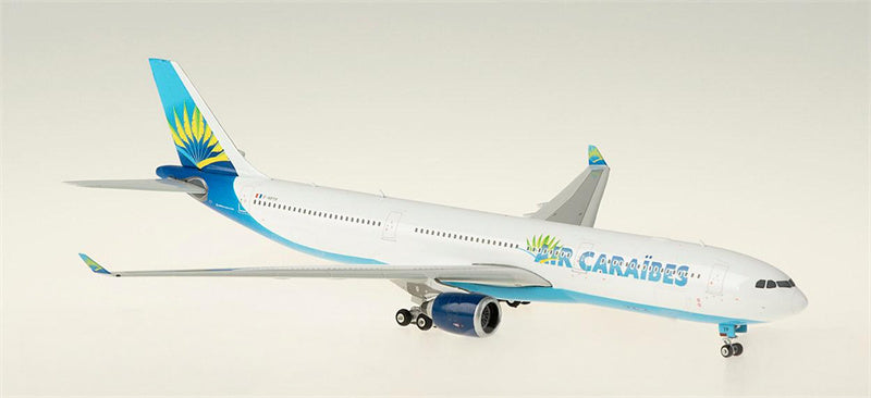 Phoenix Air Caraibes Airbus A330-300 F-HPTP 1:400 Diecast Model view 3