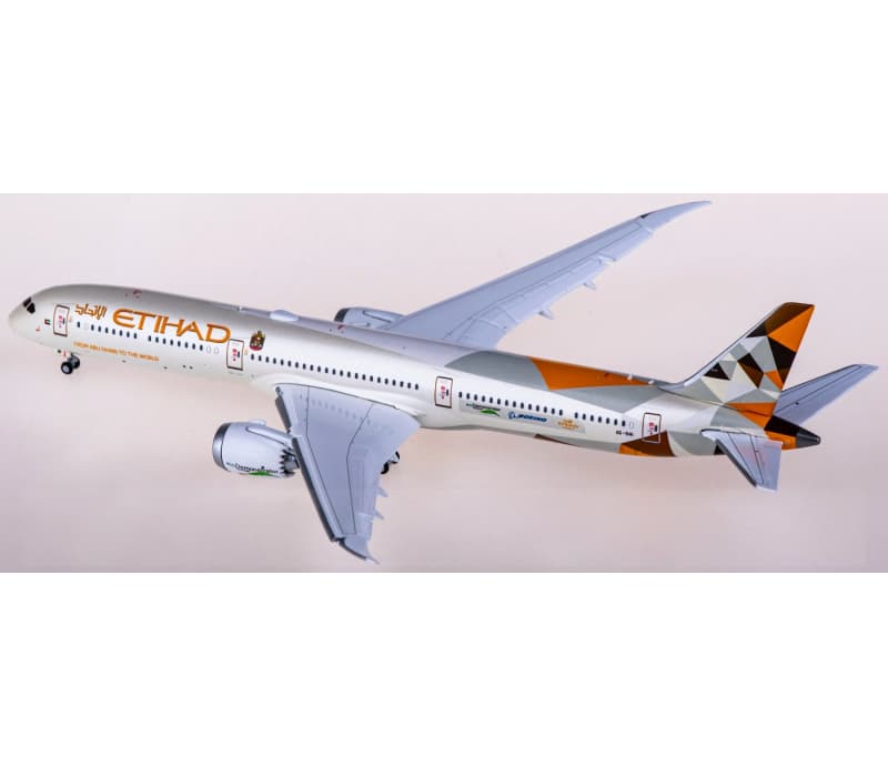 JC Wings Etihad Airways Boeing 787-10 Dreamliner A6-BMI Flaps down 1:400 Aircraft Pre-built  Airliner Model Display