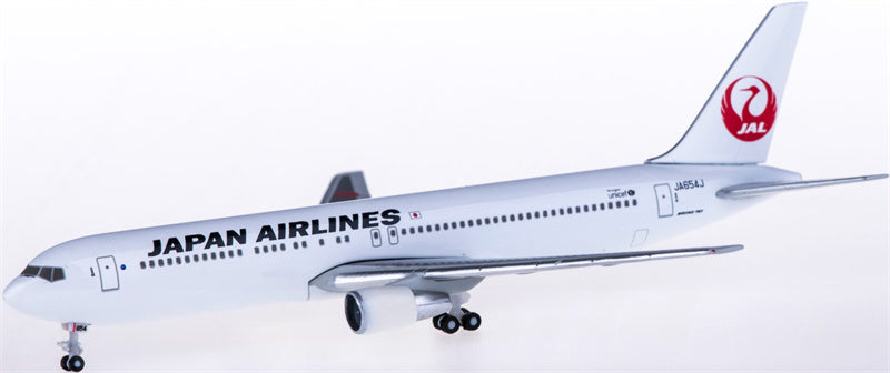 Hogan Japan Airlines Boeing 767-300ER JA654J 1:500 Diecast Model view 1