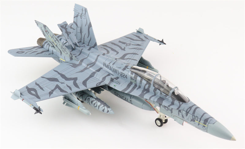 HOBBY MASTER F/A-18D ATARS 164886 VMFA(AW)-224 Bengals MCAS Iwakuni Japan 2009 1:72 Aircraft Pre-built Model