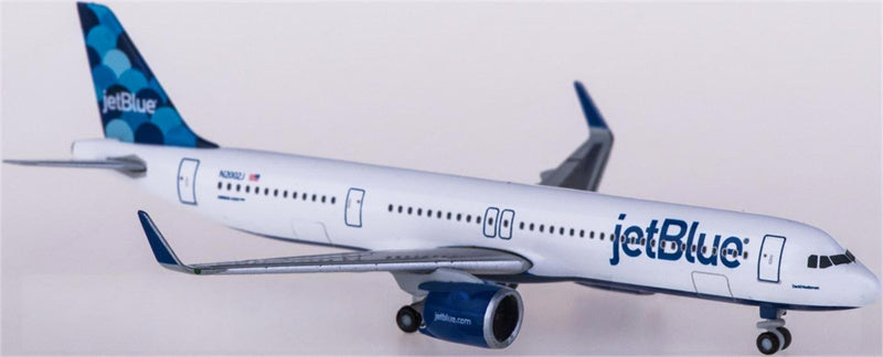 Herpa JetBlue Airbus A321neo N2002J 1:500 Diecast Model view 1