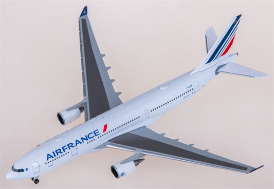 Herpa Air France Airbus A330-200 F-GZCE 1:500 Diecast Model view 1
