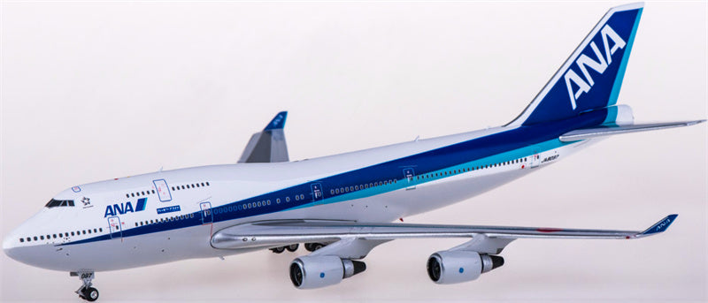 Phoenix ANA Boeing 747-400 JA8097 Happy Flight 1:400 Diecast Model view 2