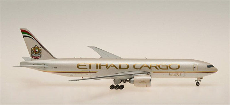 Phoenix Etihad Airways Cargo Boeing 777F A6-DDB 1:400 Diecast Model view 4
